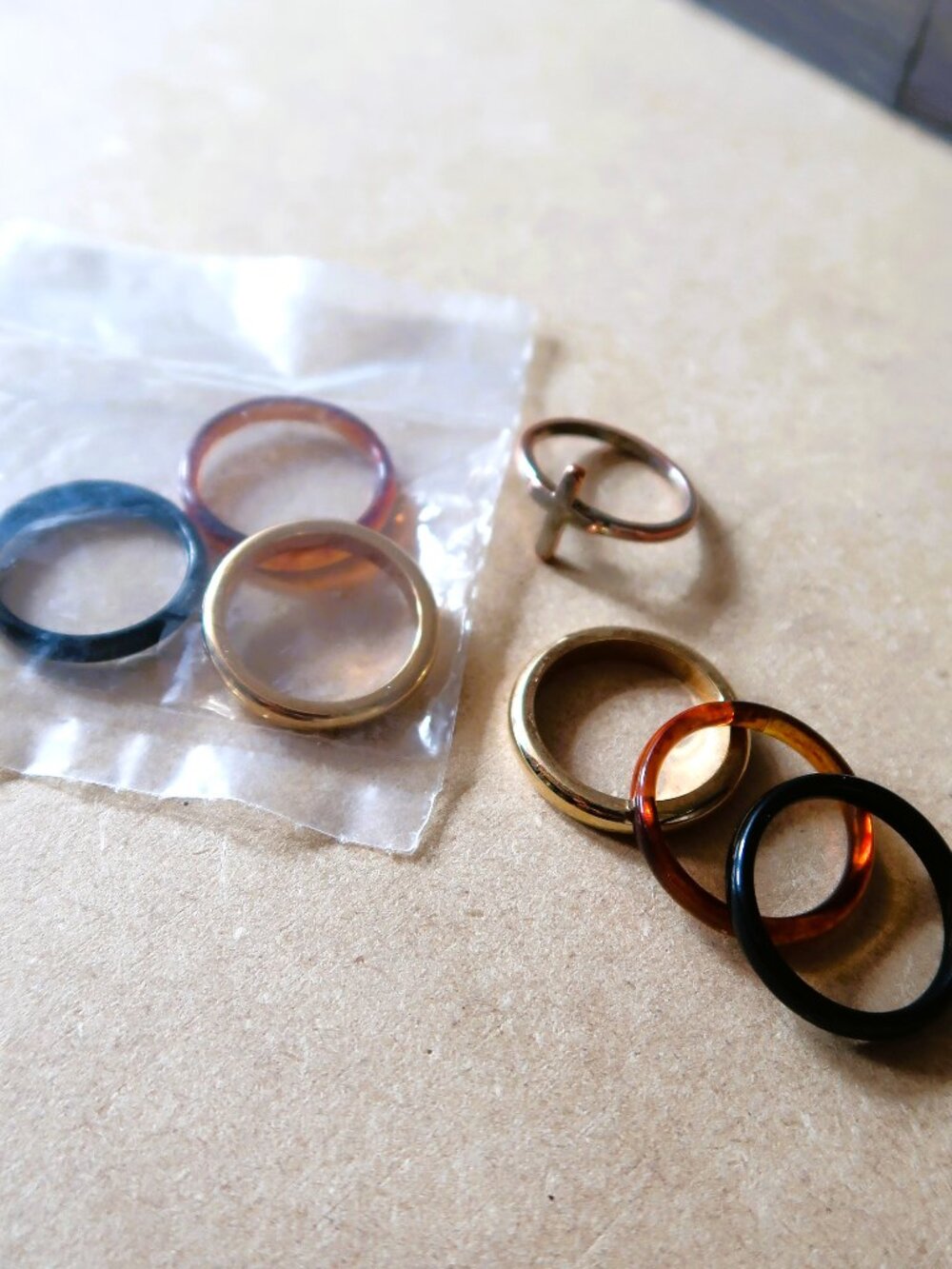 7pc Vintage Stacking Rings Bundle Resin Tortoise Black Some New in Bag Costume